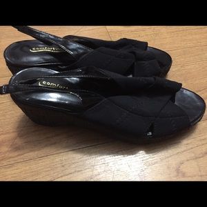Comfortview Shoes - Black shoes. Comfortview Shoes - Black shoes.